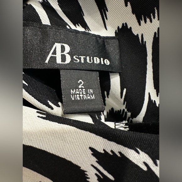AB Studio sleeveless dress size 2 - Picture 3 of 6